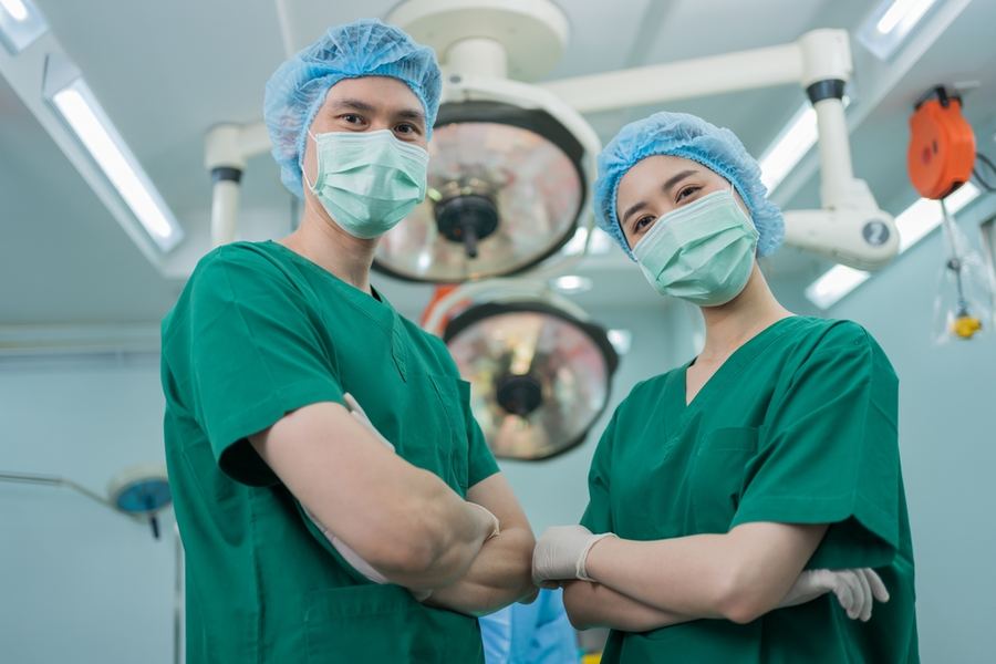 Surgeons concentrating during a procedure